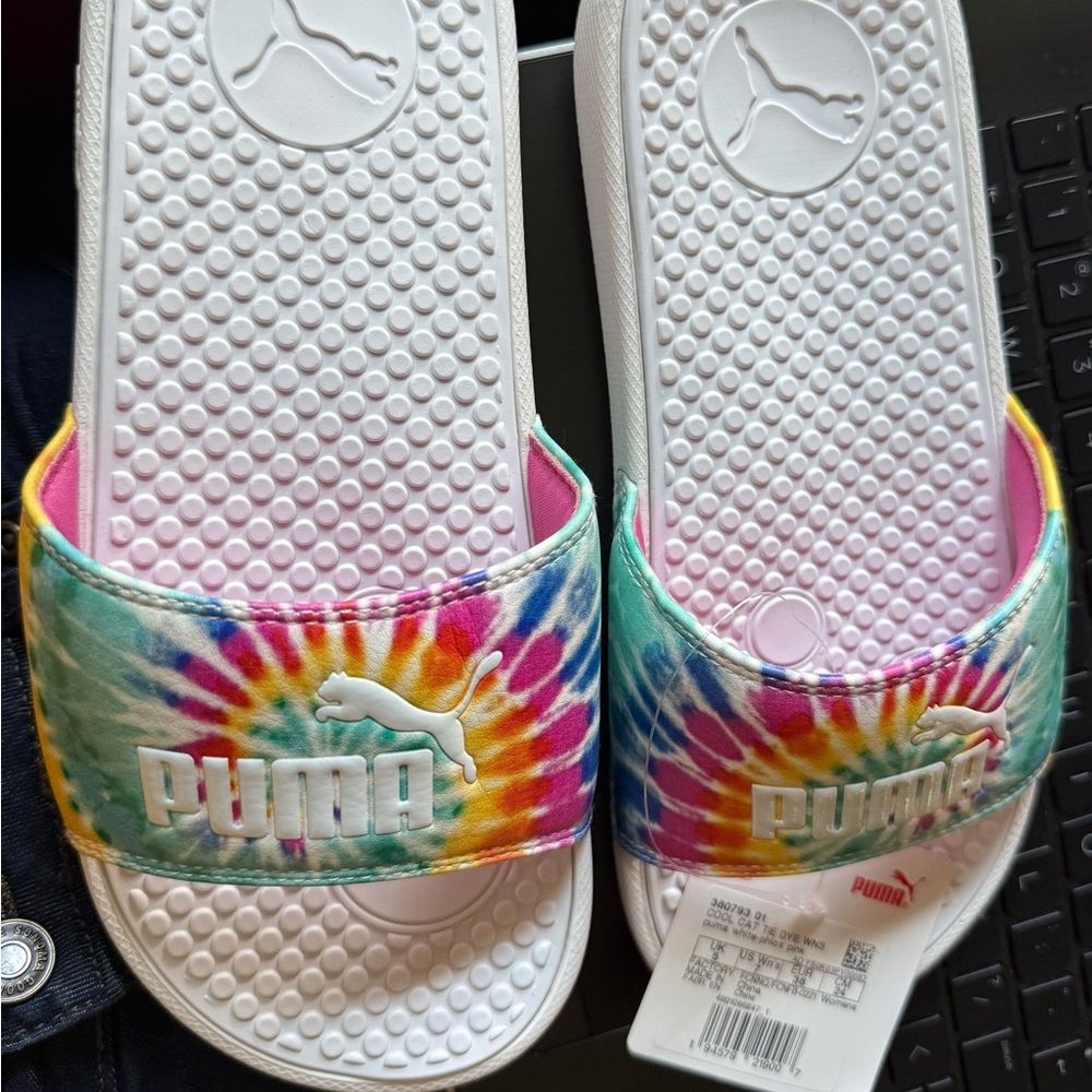 New women's puma cool cat slides size 7